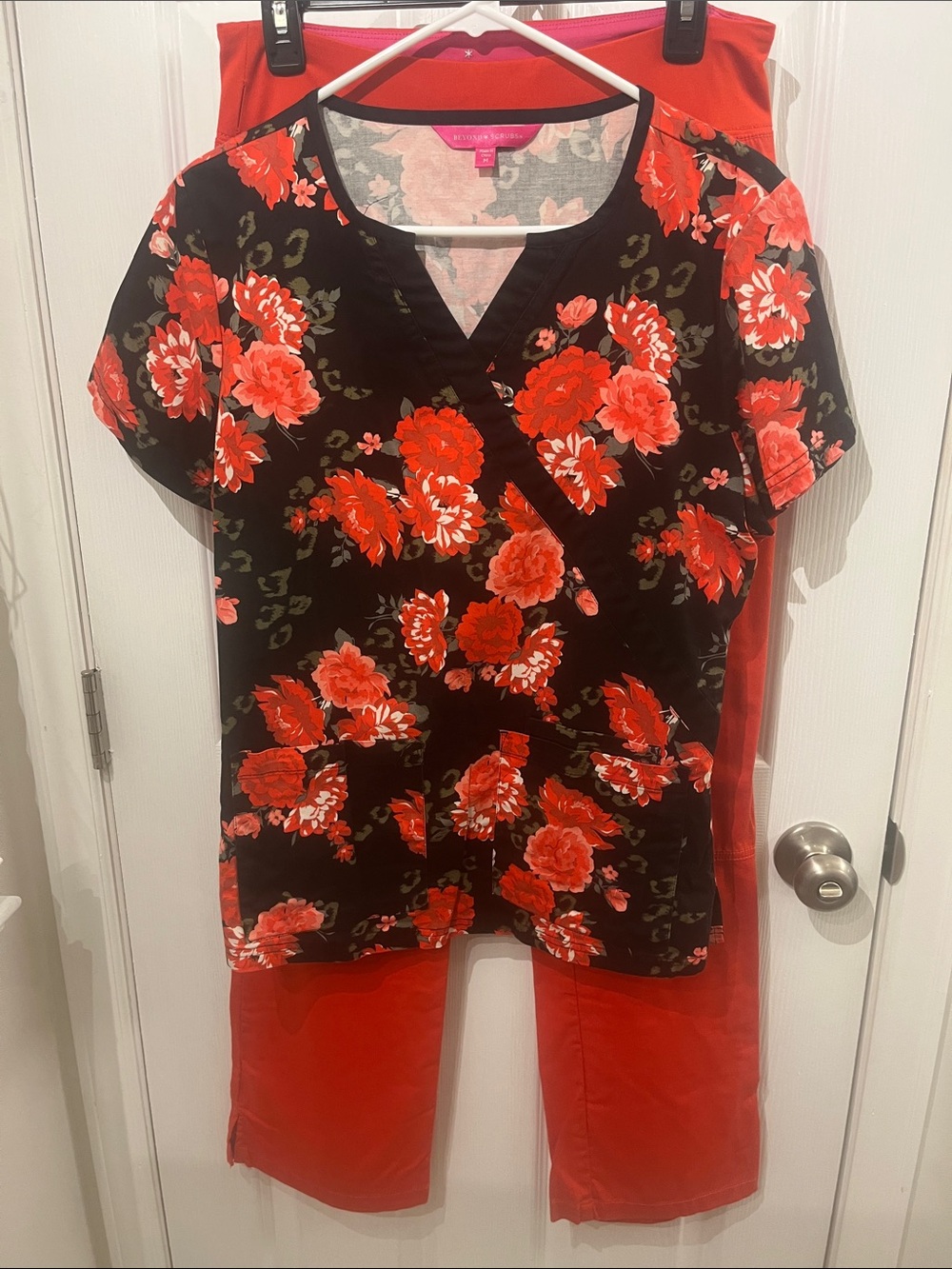 Women's Black Floral V-Neck Top & pant set with Red Flower Print
